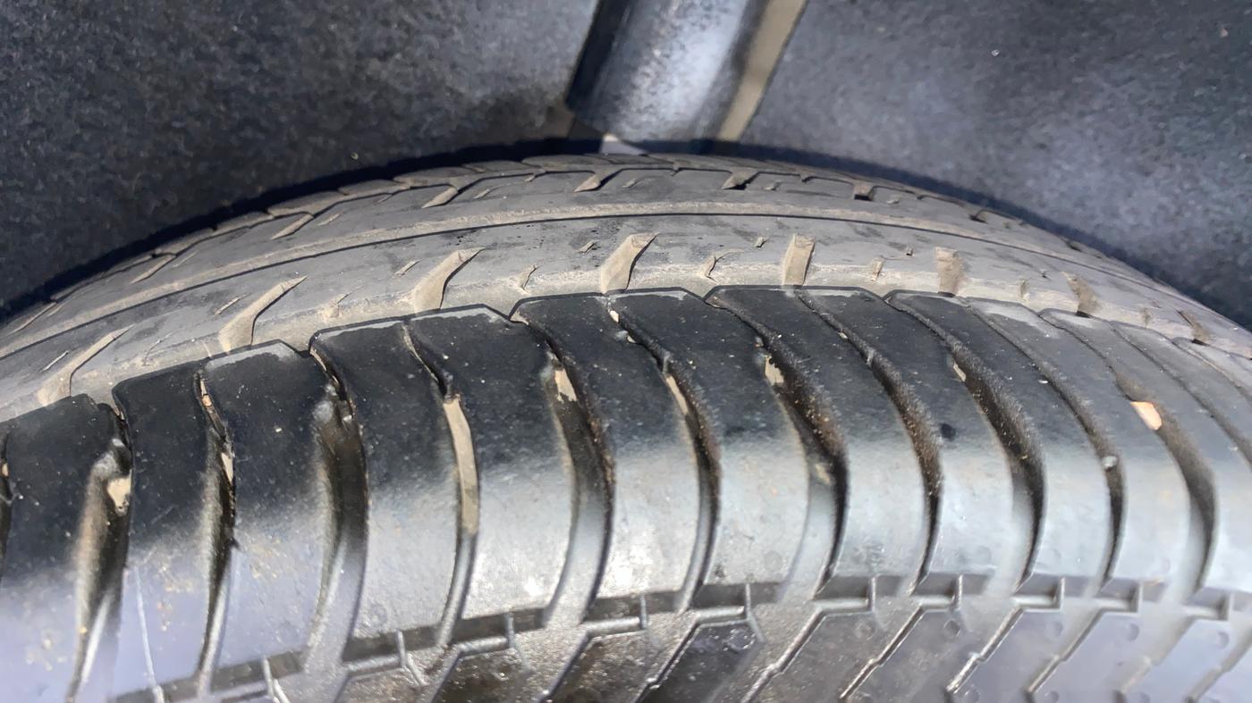 2015 Ford Ecosport TITANIUM 1.5L PETROL AT, Petrol, Automatic, 40,228 km, Right Rear Tyre Tread