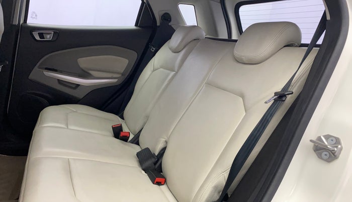 2015 Ford Ecosport TITANIUM 1.5L PETROL AT, Petrol, Automatic, 40,228 km, Right Side Rear Door Cabin