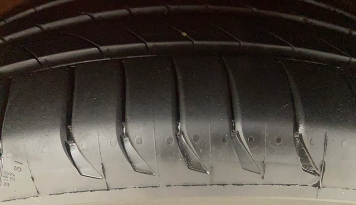 2021 Volkswagen Polo 1.0 GT TSI AT, Petrol, Automatic, 50,009 km, Right Front Tyre Tread