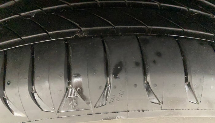 2021 Volkswagen Polo 1.0 GT TSI AT, Petrol, Automatic, 50,009 km, Right Rear Tyre Tread