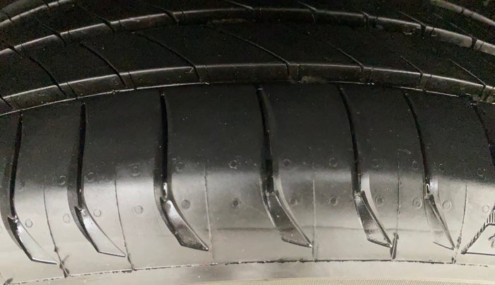 2021 Volkswagen Polo 1.0 GT TSI AT, Petrol, Automatic, 50,009 km, Left Rear Tyre Tread