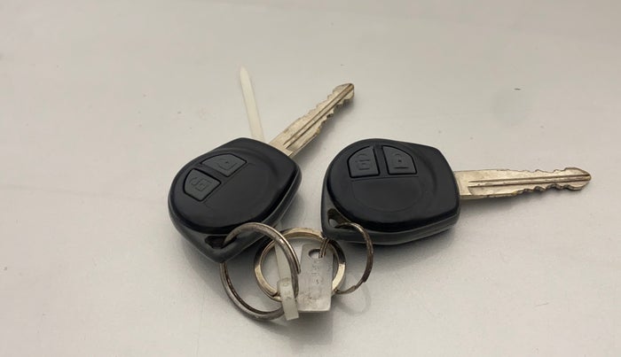 2012 Maruti Swift Dzire ZXI, Petrol, Manual, 60,719 km, Lock system - Remote key not working