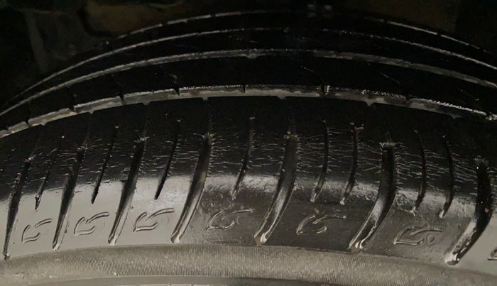 2020 Maruti Vitara Brezza ZXI PLUS AT SHVS, Petrol, Automatic, 38,285 km, Left Front Tyre Tread