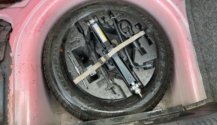 2021 Volkswagen Polo COMFORTLINE 1.0L MPI, Petrol, Manual, 51,308 km, Spare Tyre