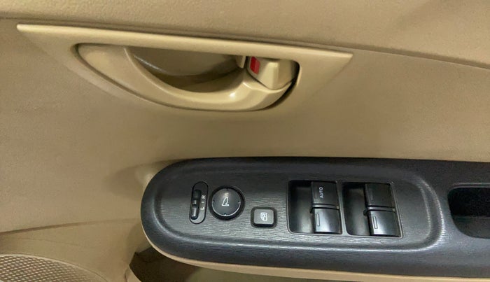 2014 Honda Amaze 1.5L I-DTEC S, Diesel, Manual, 82,876 km, Driver Side Door Panels Control