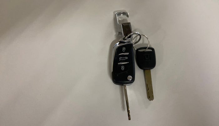 2014 Honda Amaze 1.5L I-DTEC S, Diesel, Manual, 82,876 km, Key Close Up