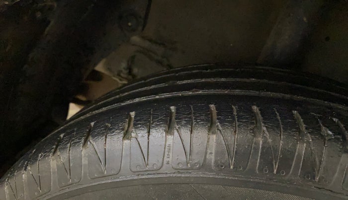 2020 KIA SONET HTK PLUS 1.0 DCT, Petrol, Automatic, 40,443 km, Right Rear Tyre Tread