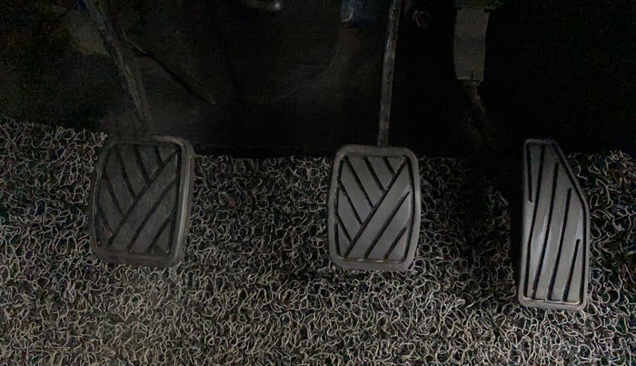 2020 Maruti Swift VXI, Petrol, Manual, 14,610 km, Pedals