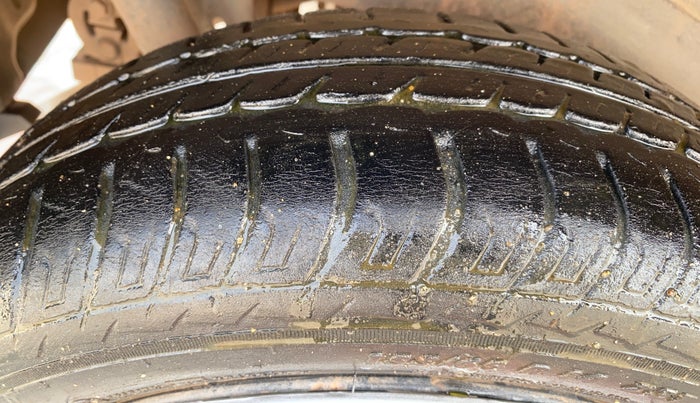 2016 Maruti Wagon R 1.0 VXI, Petrol, Manual, 43,514 km, Right Rear Tyre Tread
