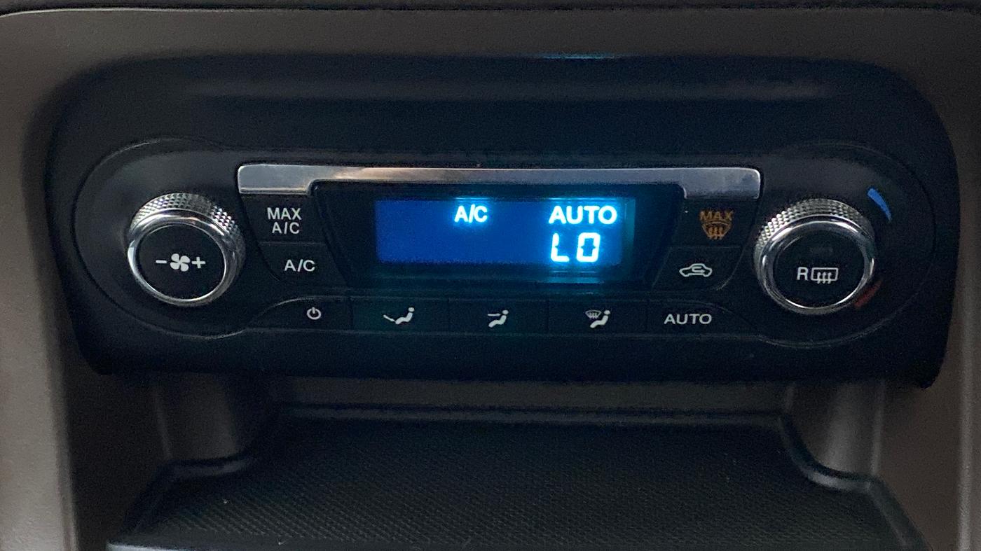 2018 Ford FREESTYLE TITANIUM 1.2 PETROL, Petrol, Manual, 28,708 km, Automatic Climate Control