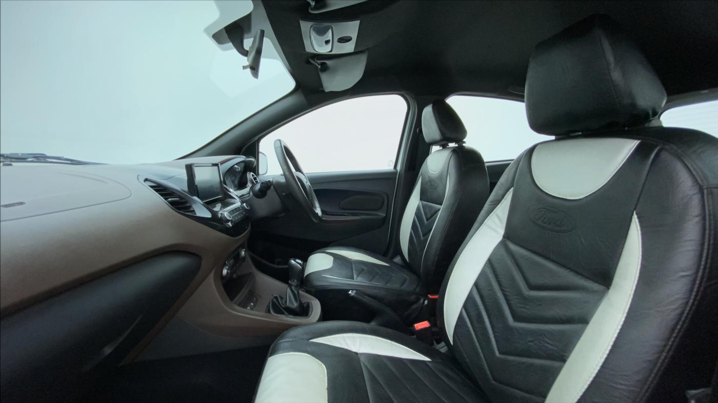 2018 Ford FREESTYLE TITANIUM 1.2 PETROL, Petrol, Manual, 28,708 km, Right Side Front Door Cabin