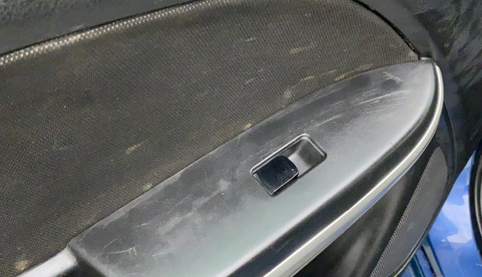 2017 Maruti Baleno ALPHA PETROL 1.2, Petrol, Manual, 86,541 km, Left front window switch / handle - Power window makes minor noise