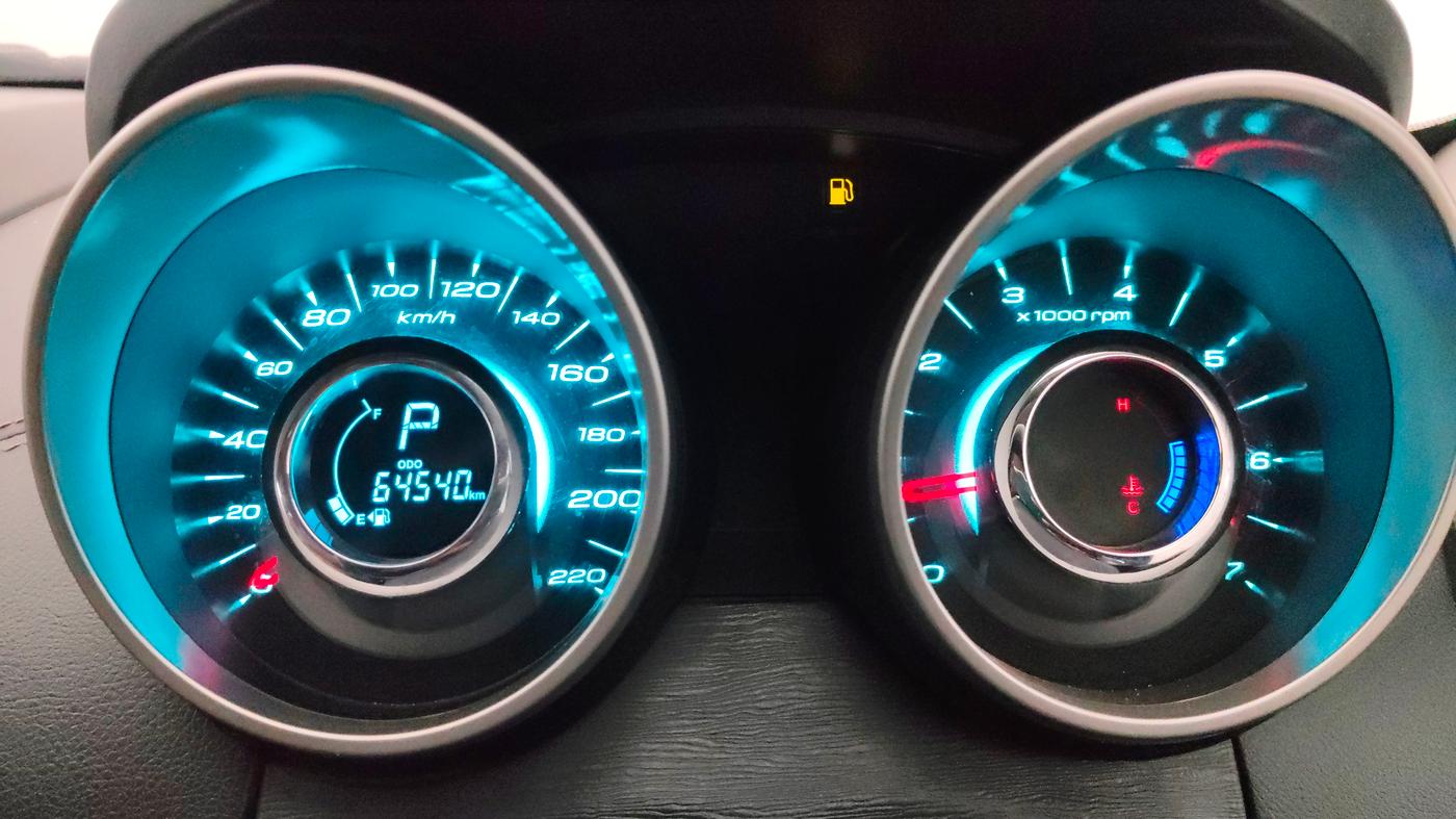 2021 Mahindra XUV500 W11 AT, Diesel, Automatic, 64,516 km, Odometer Image