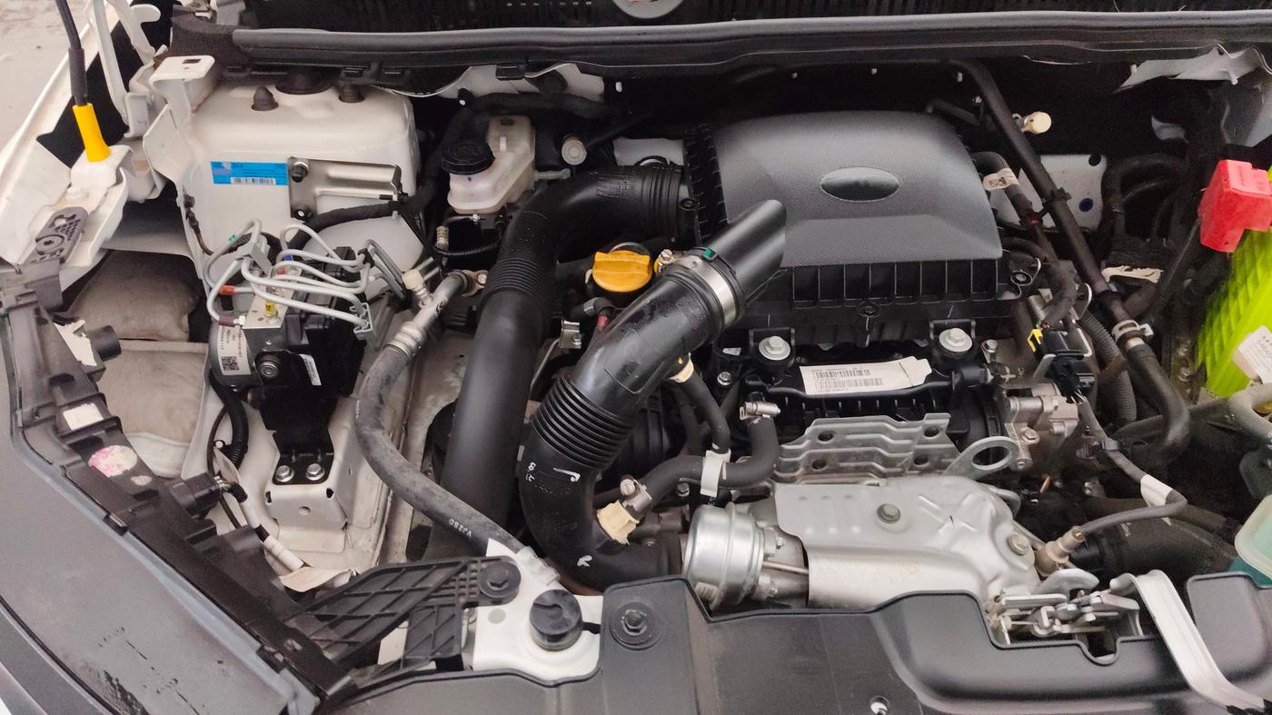 2024 Tata NEXON CREATIVE+ DCA 1.2 PETROL, Petrol, Automatic, 4,498 km, Engine View - Right