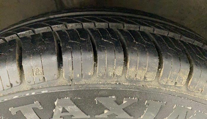 2010 Hyundai i10 SPORTZ 1.2, Petrol, Manual, 64,566 km, Left Front Tyre Tread