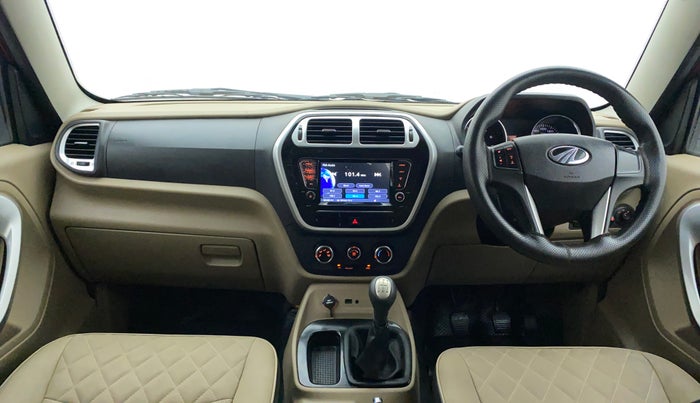 2018 Mahindra TUV300 T10, Diesel, Manual, 50,162 km, Dashboard
