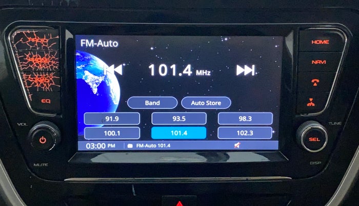 2018 Mahindra TUV300 T10, Diesel, Manual, 50,162 km, Infotainment System