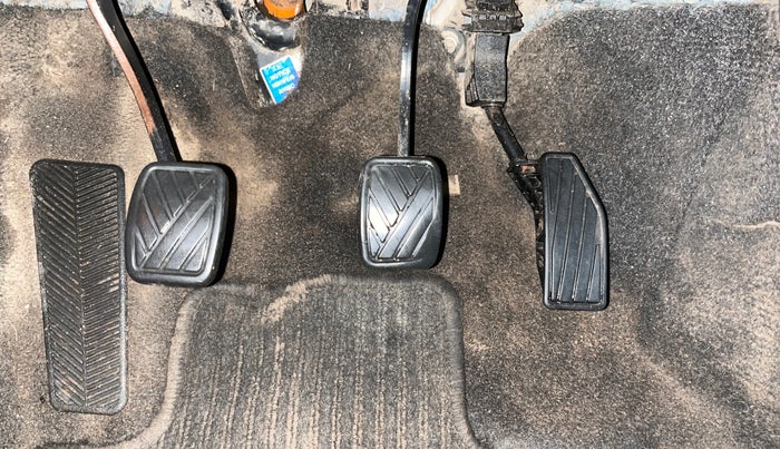 2017 Maruti Baleno ALPHA PETROL 1.2, Petrol, Manual, 71,363 km, Pedals