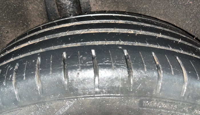 2017 Maruti Baleno ALPHA PETROL 1.2, Petrol, Manual, 71,363 km, Right Rear Tyre Tread