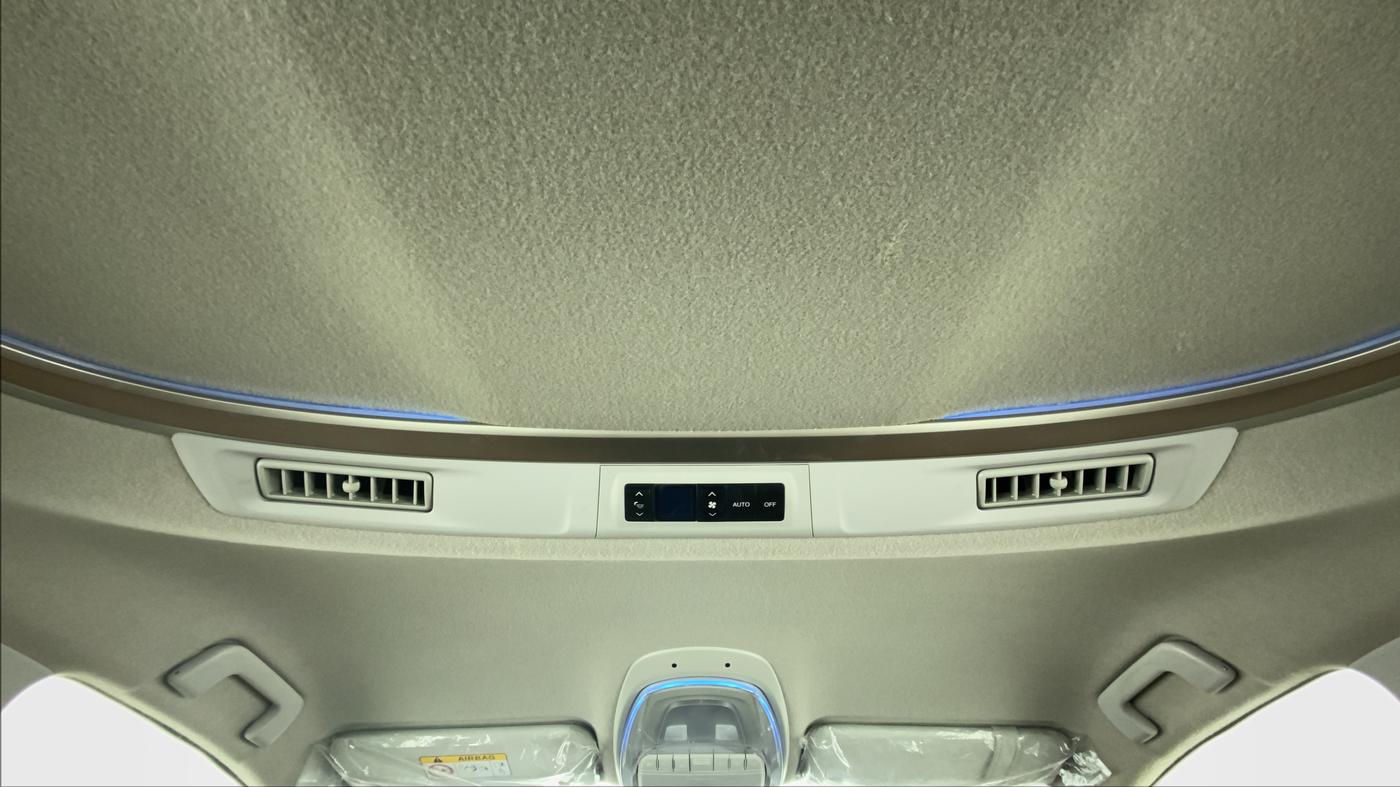 2020 Toyota Innova Crysta 2.4 ZX AT, Diesel, Automatic, 32,208 km, Rear AC Vents