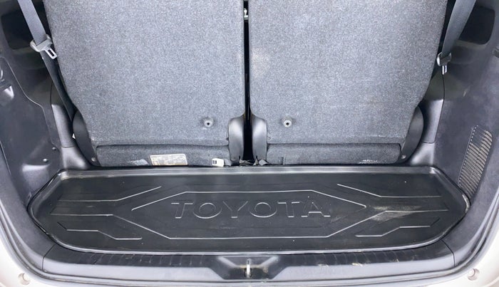 2020 Toyota Innova Crysta 2.4 ZX AT, Diesel, Automatic, 32,208 km, Boot Inside