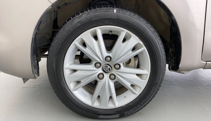 2020 Toyota Innova Crysta 2.4 ZX AT, Diesel, Automatic, 32,208 km, Left Front Wheel