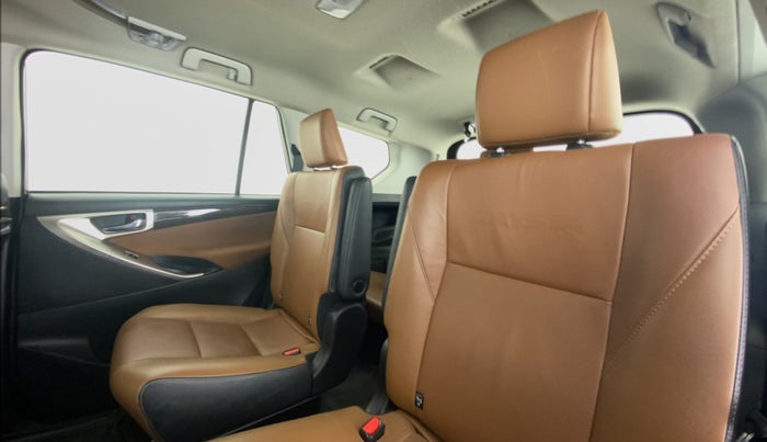 2020 Toyota Innova Crysta 2.4 ZX AT, Diesel, Automatic, 32,208 km, Right Side Rear Door Cabin