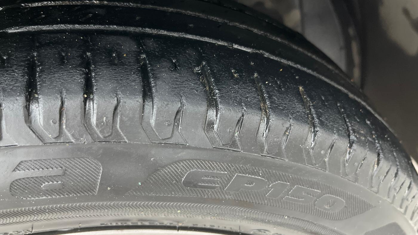 2020 Maruti Ertiga ZXI SHVS, Petrol, Manual, 46,179 km, Right Front Tyre Tread