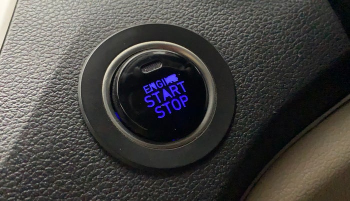 2019 Hyundai Verna 1.6 VTVT SX, Petrol, Manual, 57,949 km, Keyless Start/ Stop Button