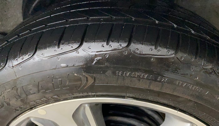 2019 Hyundai Verna 1.6 VTVT SX, Petrol, Manual, 57,949 km, Left Rear Tyre Tread