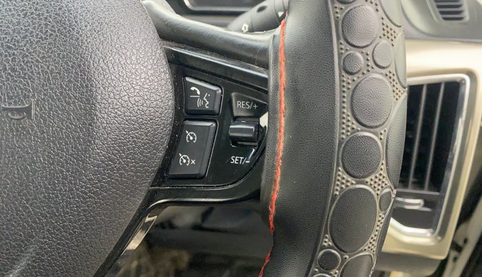 2019 Tata Hexa XT 4X4 7 STR, Diesel, Manual, 30,376 km, Adaptive Cruise Control