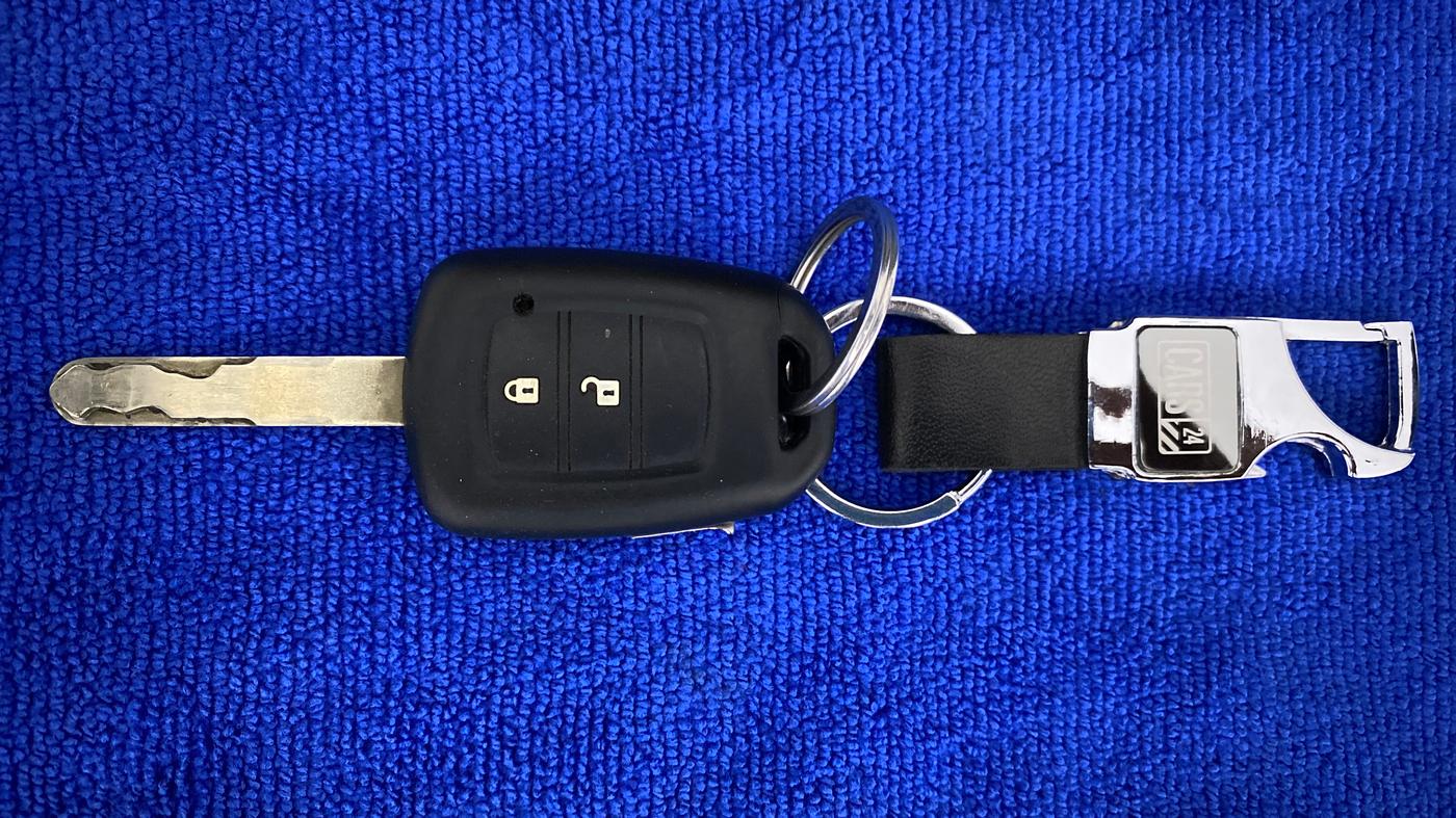 2017 Honda WR-V 1.2 i-VTEC S MT, CNG, Manual, 47,940 km, Key Close Up