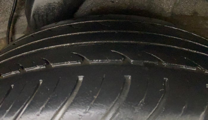 2013 Hyundai i20 ASTA 1.2, Petrol, Manual, 47,552 km, Left Rear Tyre Tread