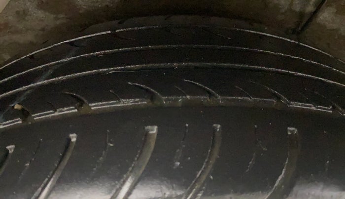 2013 Hyundai i20 ASTA 1.2, Petrol, Manual, 47,552 km, Right Rear Tyre Tread