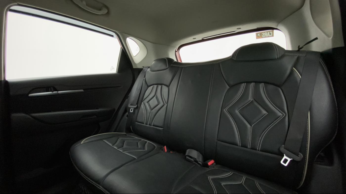 2021 KIA SONET HTK 1.2, Petrol, Manual, 19,909 km, Right Side Rear Door Cabin