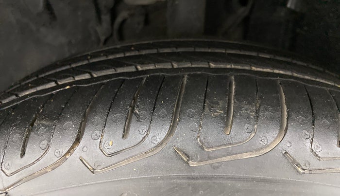 2022 Tata ALTROZ XZA PLUS DARK EDTION, Petrol, Automatic, 15,129 km, Left Front Tyre Tread