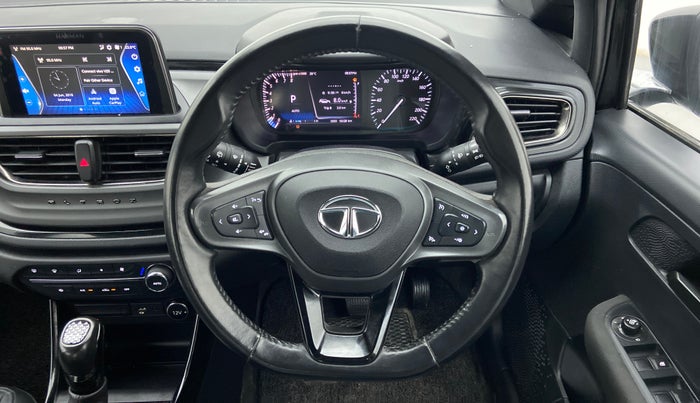 2022 Tata ALTROZ XZA PLUS DARK EDTION, Petrol, Automatic, 15,129 km, Steering Wheel Close Up