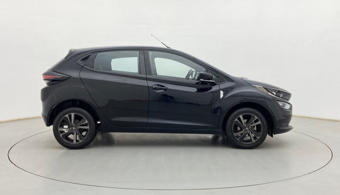 2022 Tata ALTROZ XZA PLUS DARK EDTION, Petrol, Automatic, 15,129 km, Right Side View