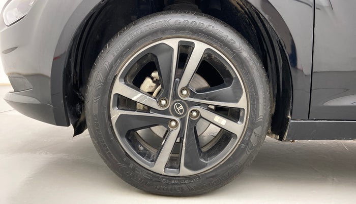 2022 Tata ALTROZ XZA PLUS DARK EDTION, Petrol, Automatic, 15,129 km, Left Front Wheel