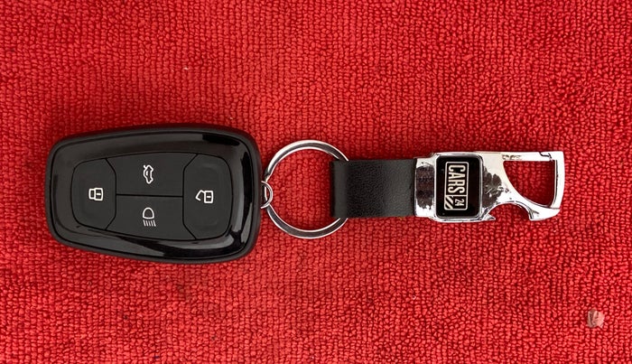 2022 Tata ALTROZ XZA PLUS DARK EDTION, Petrol, Automatic, 15,129 km, Key Close Up