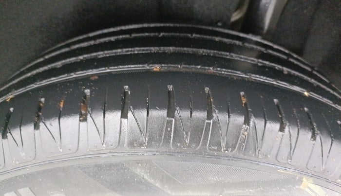 2020 Maruti Vitara Brezza ZXI AT SHVS, Petrol, Automatic, 53,042 km, Left Rear Tyre Tread