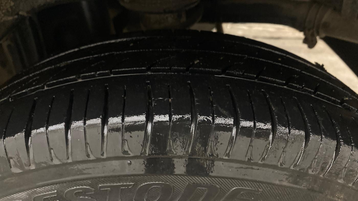 2013 Maruti Alto K10 VXI, Petrol, Manual, 82,678 km, Left Rear Tyre Tread