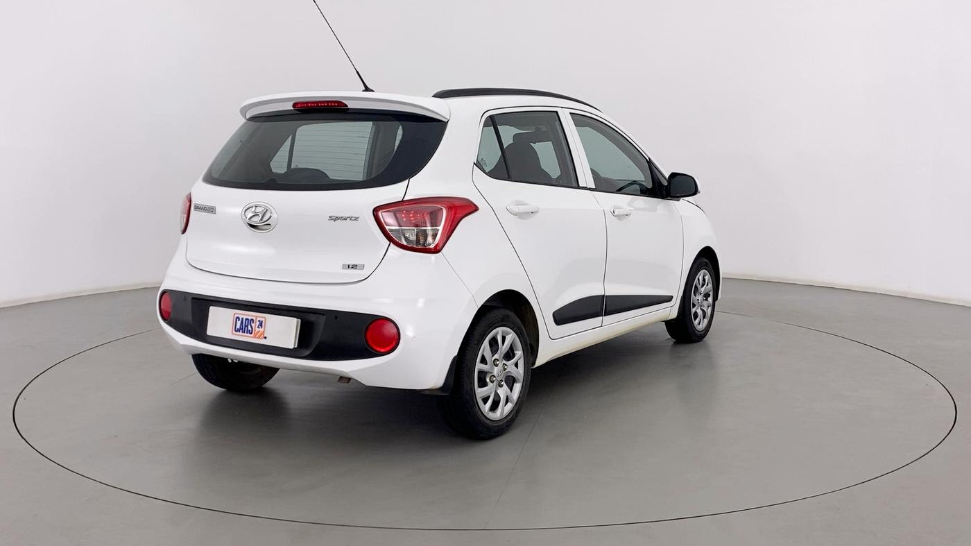 2018 Hyundai Grand i10 SPORTZ 1.2 KAPPA VTVT, Petrol, Manual, 29,497 km, Right Back Diagonal