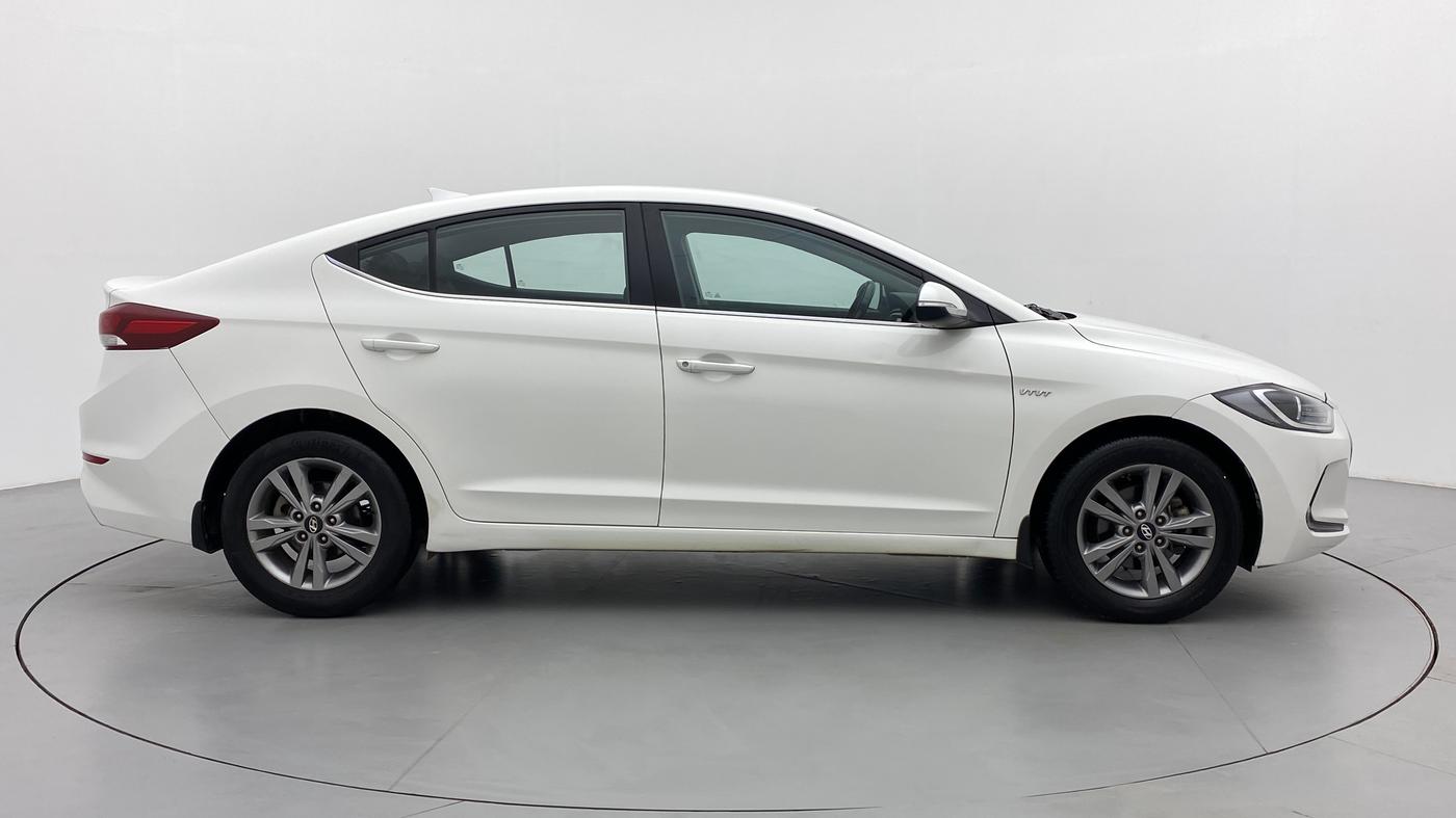 2017 Hyundai New Elantra 2.0 SX AT, Petrol, Automatic, 42,802 km, Right Side View