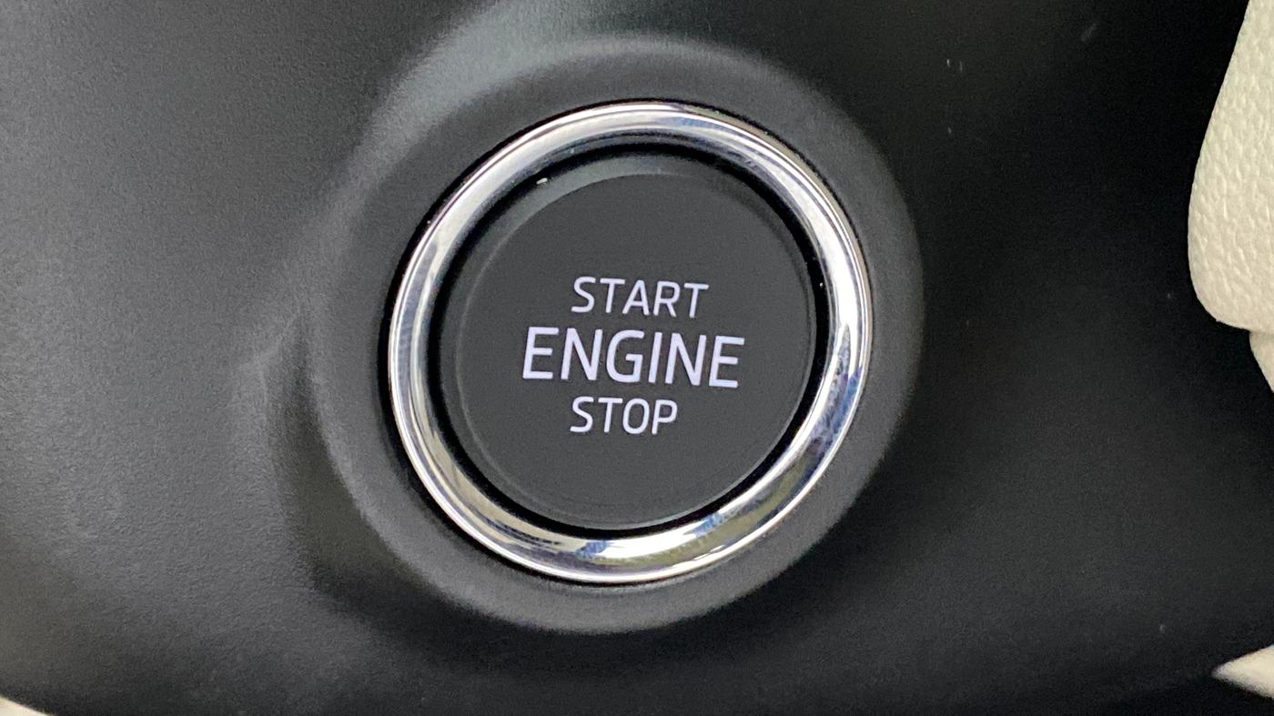 2022 Skoda SLAVIA STYLE 1.0 TSI AT, Petrol, Automatic, 6,135 km, Keyless Start/ Stop Button