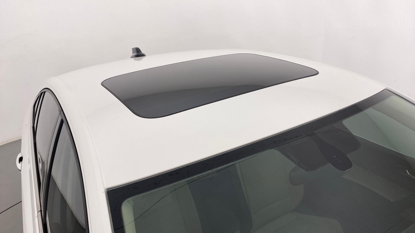 2022 Skoda SLAVIA STYLE 1.0 TSI AT, Petrol, Automatic, 6,135 km, Roof