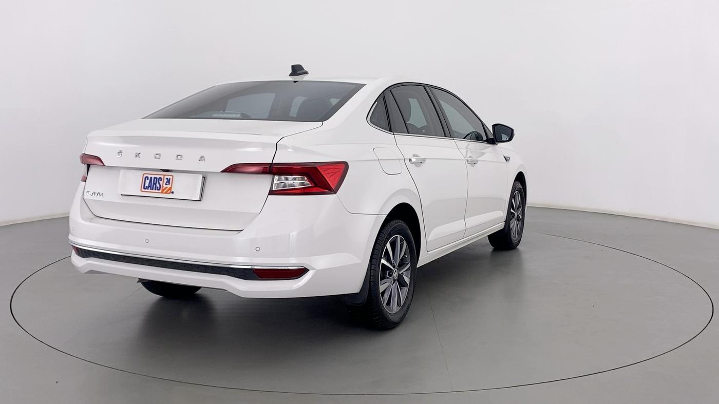 2022 Skoda SLAVIA STYLE 1.0 TSI AT, Petrol, Automatic, 6,135 km, Right Back Diagonal