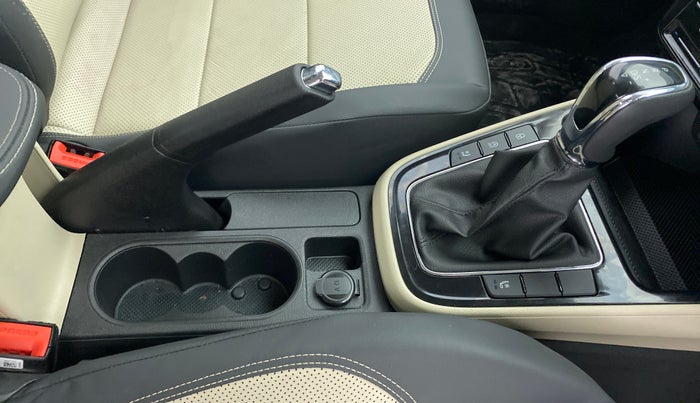 2022 Skoda SLAVIA STYLE 1.0 TSI AT, Petrol, Automatic, 6,135 km, Gear Lever