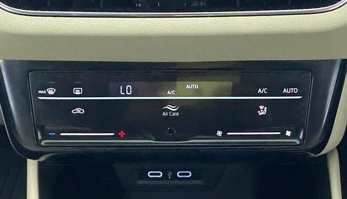 2022 Skoda SLAVIA STYLE 1.0 TSI AT, Petrol, Automatic, 6,135 km, Automatic Climate Control