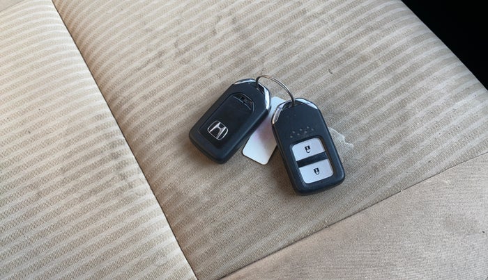 2020 Honda Jazz 1.2L I-VTEC VX CVT, Petrol, Automatic, 23,524 km, Key Close Up